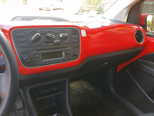 Volkswagen Up! 2015 1.0 High Up! 75cv 3 P
