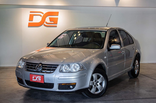 Imagen 1 de 14 de Vw Bora 1.9 Tdi Trendline 150.000km 2011 Gris
