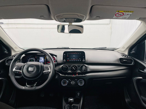Fiat Cronos 1.3 Flex 4p