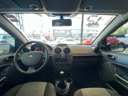 Ford Fiesta 1.6 MPI CLASS HATCH 8V FLEX 4P MANUAL