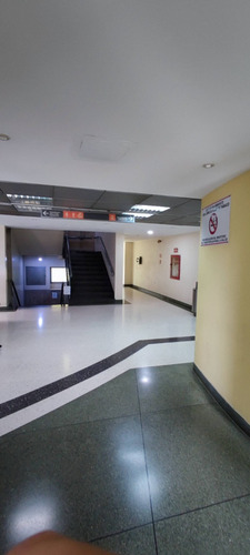 Consultorio Médico Con Planta 100 % . En Torre C, Piso 2. Clinica La Viña