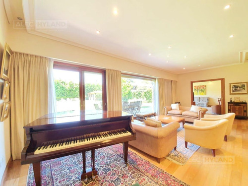 Imagen 14 de 30 de Casa 6 Ambientes En Venta - Las Lomas-jockey