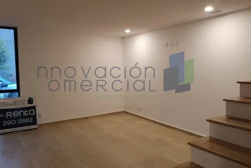 Casa En Renta En Altos Juriquilla, En Excelentes Condiciones Con Amenidades.