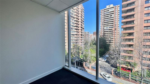 Oficina En Arriendo En Las Condes