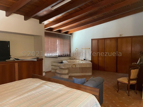 Imagen 13 de 19 de Casa En Venta Prados Del Este 22-12263 Jesús Enrique Díaz Caracas Baruta