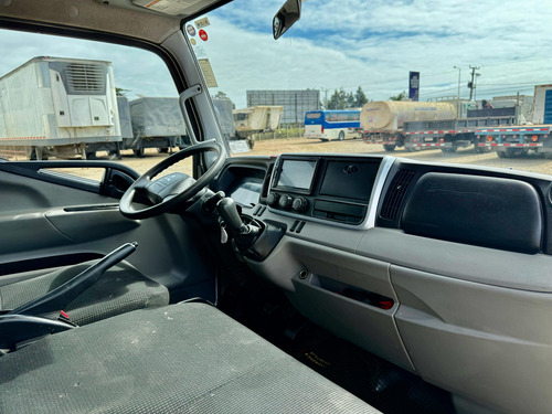 2022 Camión Mitsubishi Fuso Canter 613 Con Furgón Frigo