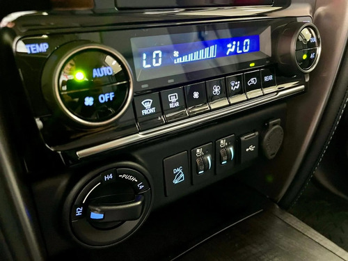 Toyota SW4 2.8 Tdi Srx Platinum 7L 4X4 Aut. 5P