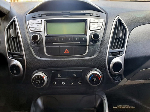 Hyundai Tucson New Tucson Lm 2.0gl 2wd Ac 2ab
