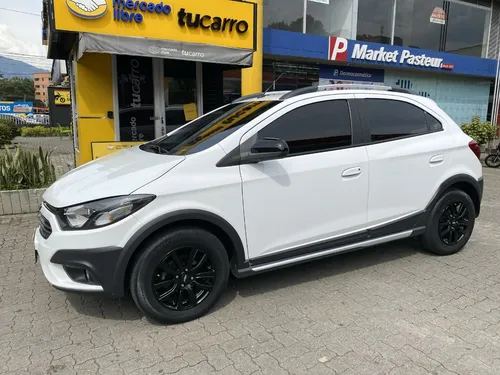Chevrolet Onix 1.4 Active