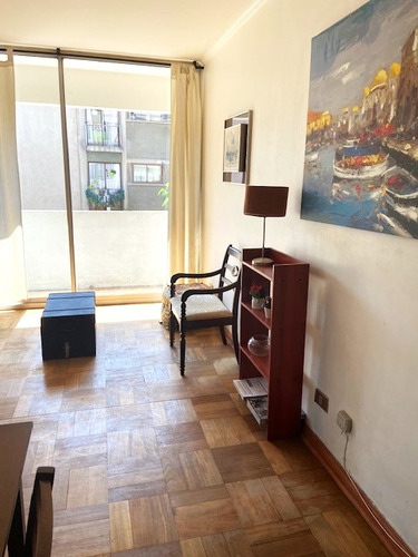 Vende 1 Dormitorio Calle Tranquila Providencia