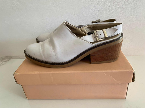 Zapatos Zuecos De Cuero Blancos Con Taco De Madera Fiori