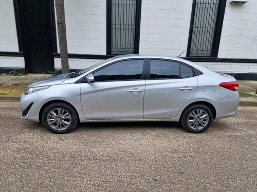 Toyota Yaris 1.5 107cv Xls Sedan