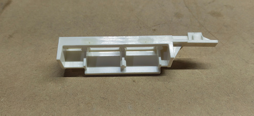 Pulsador De Puerta Para Horno De Microondas Sharp (Usado)