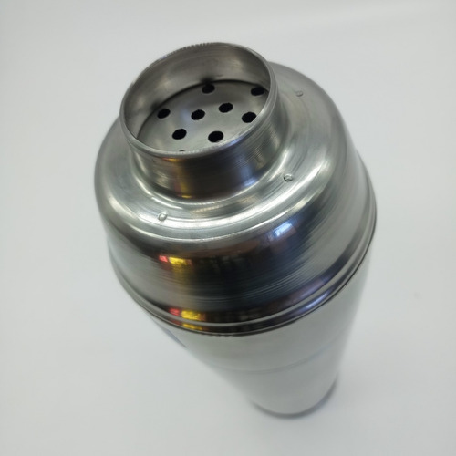 Imagen 3 de 8 de Coctelera Bahía Profesional 750 Ml Con Filtro