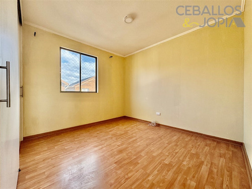 Casa En Venta De 3 Dorm. En Villa Alemana