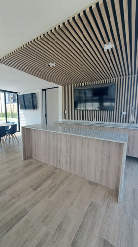 Se Vende Hermosa Casa En Lomas De Angelópolis En Cluster Con Alberca