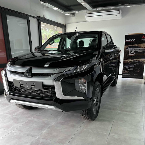 Imagen 7 de 15 de Toyota Hilux 2023 2.8 Cd Srx 177cv 4x4 At