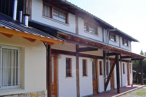 Turístico En Venta Ubicado En Nahuel Malal, Bariloche