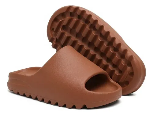 Chinelo Nuvem Slide Retro