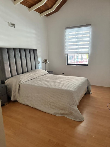 Saidy & Yosmar Vende Town House Urb. Villas De Alcala. Inth-167