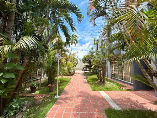 Bella Casa En Alquiler En Barquisimeto Jr