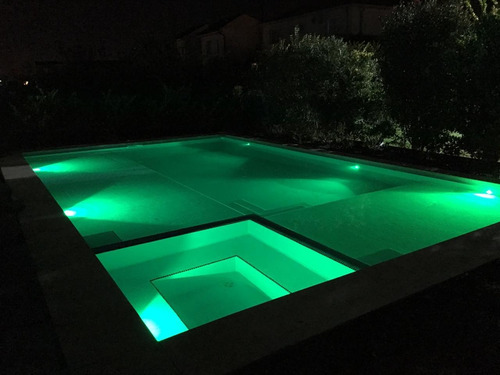 Piscina De Hormigón Gunitado Oferta Cascada Jacuzzi