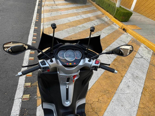 Piaggio Mp3 Yourban 300