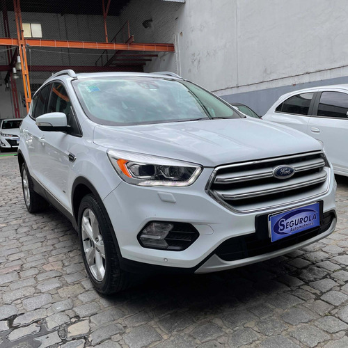 Imagen 2 de 18 de Ford Kuga Titanium At 5p Año: 2017 Km: 37.500