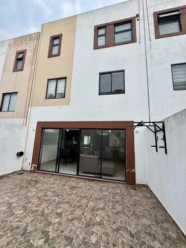 Casa En Venta En Toscana, Lerma.