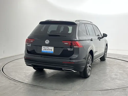 Volkswagen Tiguan TRENDLINE 2.0 4X4 AUT 5P 7 PAS