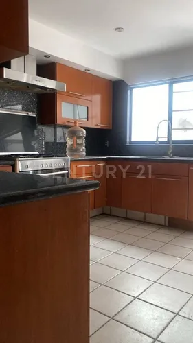 Casa En Renta, En Jardin Real, Zapopan, Jalisco.