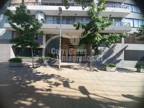 Depto. En Venta De 3 Dorm.2 Baños, Est, Estación Central Tt