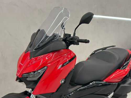 X Max 250 Abs