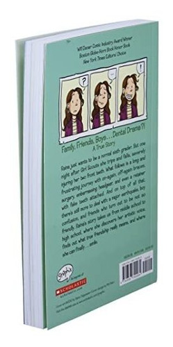 Book : Smile A Graphic Novel - Telgemeier, Raina