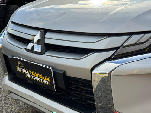 Mitsubishi L200 DAKAR HP 4X4 2.4 DAKAR HP