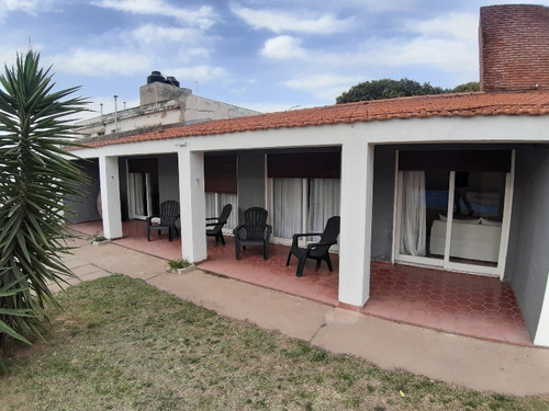 Imagen 3 de 12 de Venta Casa 7 Dorm- Bª Jardìn- Ideal Housing, Comercial