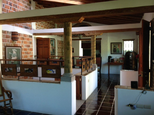 Imagen 5 de 14 de Hermosa Vivienda. Precio Por Debajo De Avalúo. A Negociar