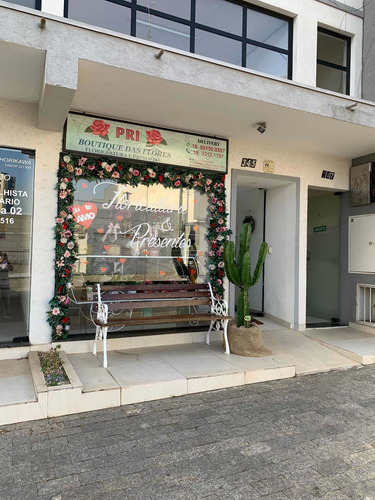 Imagem 5 de 5 de Vendo Floricultura Bem Estruturada No Centro Motivo Familiar