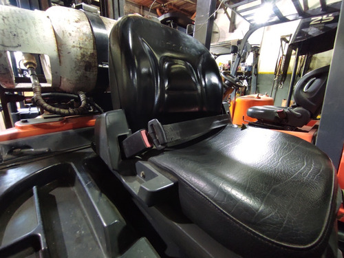 Imagen 16 de 16 de Autoelevador Doosan 1800kg Nafta/gas Motor Hyundai Torre Tri