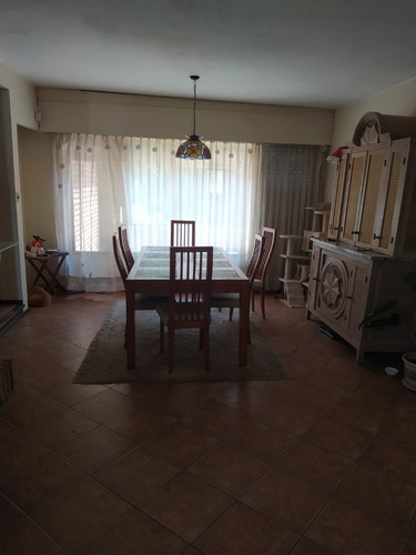 Residencial Femenina Cuidado Ancianos Adulta Mayor