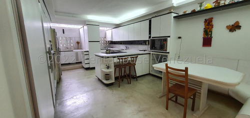 Apartamento En Venta En Las Mesetas De Santa Rosa De Lima Ca 23-8231 Yg