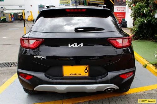 Kia Stonic 1.0 Zenith Hibrido