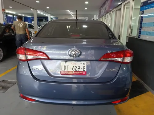 Toyota Yaris SEDAN CORE 1.5L L4 107HP TM