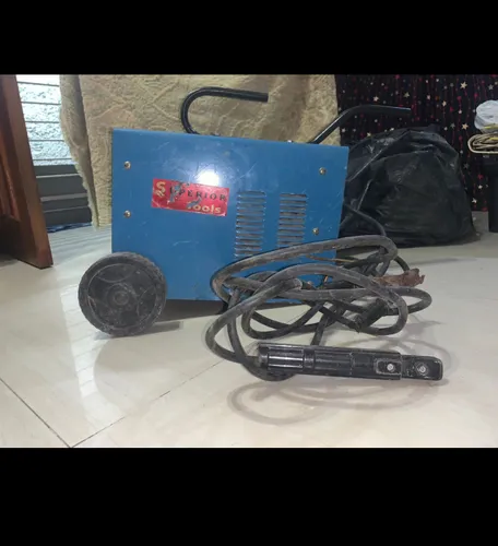 Máquina De Soldar 200 (Usado)