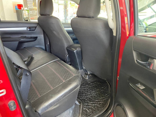 Imagen 10 de 13 de Toyota Hilux 2.8 Sr 4x4. Año 2018. Unica Mano