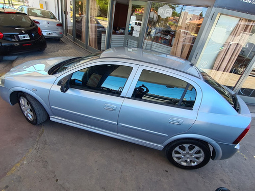 Chevrolet Astra 2.0 Gls 2010 Aire Airbag Credito Cuotas