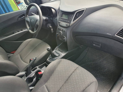 Imagem 7 de 8 de Hyundai Hb20 1.0 Comfort Style 12v Flex 4p Manual