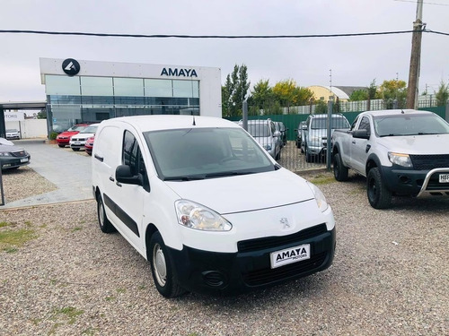 Amaya Peugeot Partner B9