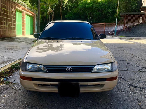 Imagen 2 de 12 de Toyota Corolla
