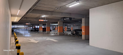 Oficina En Renta En Edificio Frente A Plaza Antea